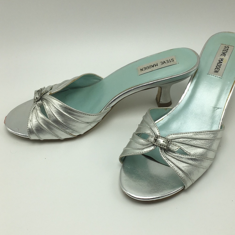 Steve Madden silver sandals mule 2.25” heel 9M